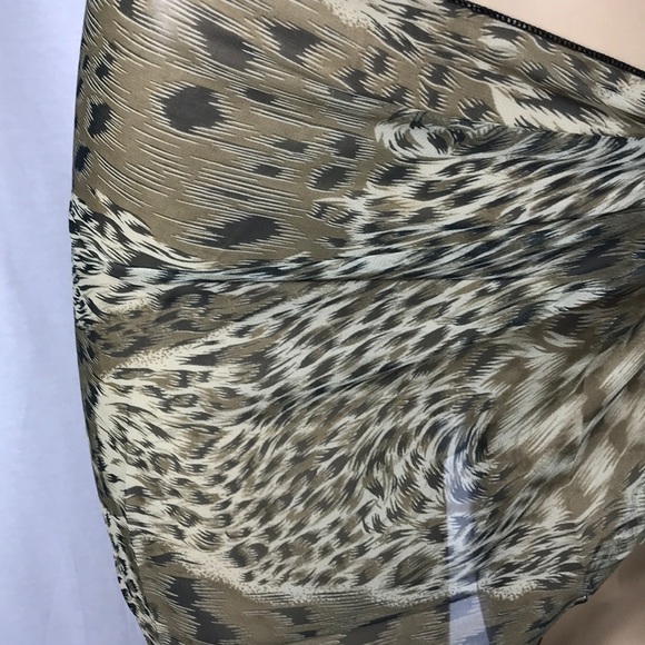 Zuliana animal print sarong/cover Made in USA. New With Tags. - Picture 2 of 4